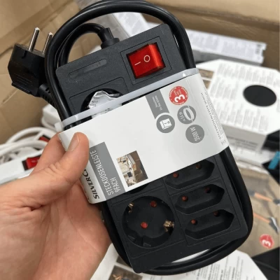Ổ cắm điện SILVERCREST 9 ổ cắm màu đen thumb
