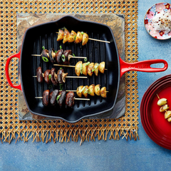 Chảo gang nướng Le Creuset hình vuông 26cm màu đỏ cheery thumb
