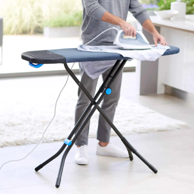 Bàn để ủi đồ chân cao có móc treo cửa Joseph Joseph Glide Plus (Blue) 50006
