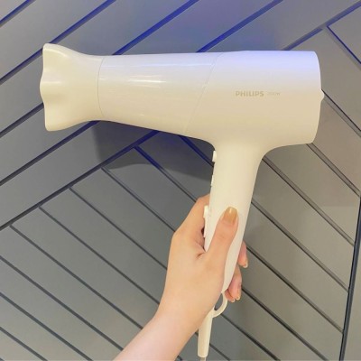 Máy sấy tóc Philips series 5000 BHD500/20 2100W màu trắng thumb
