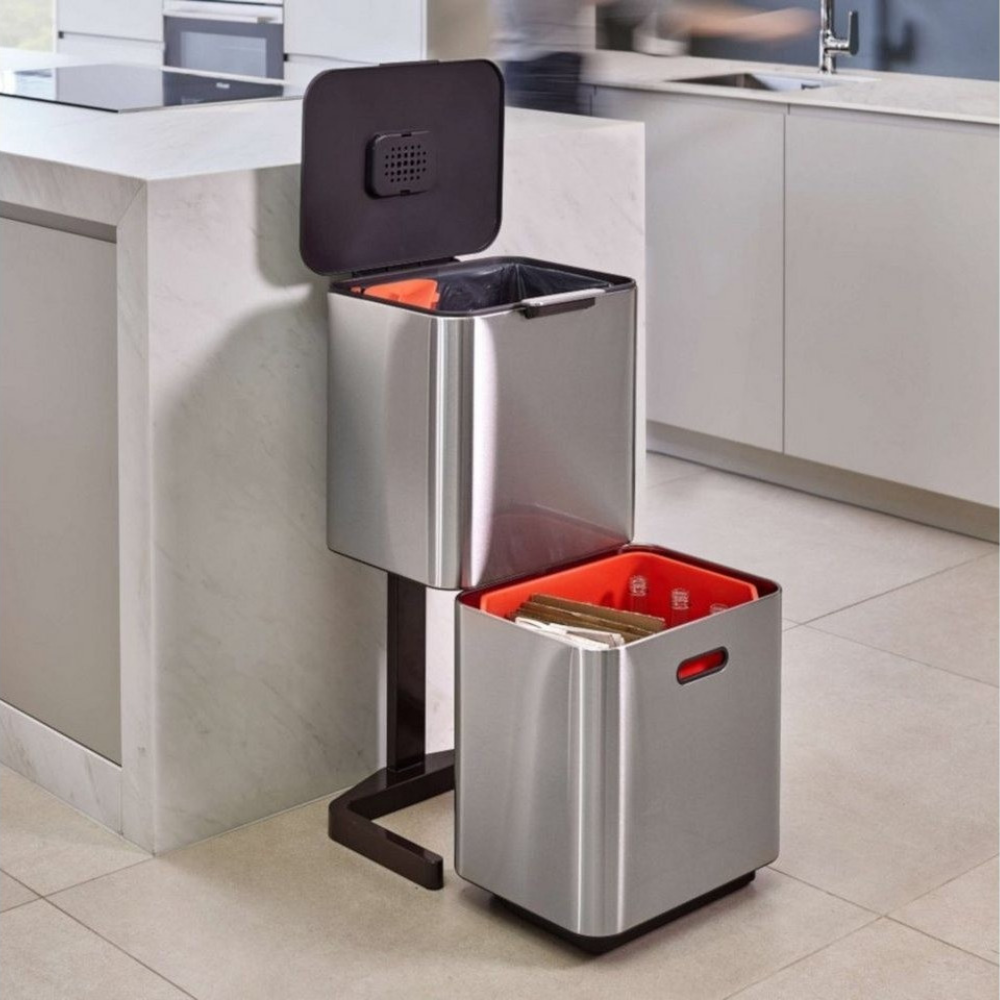 Thùng rác phân loại và khử mùi 3 ngăn Joseph Joseph Totem Max 60L (Ssteel) 30060