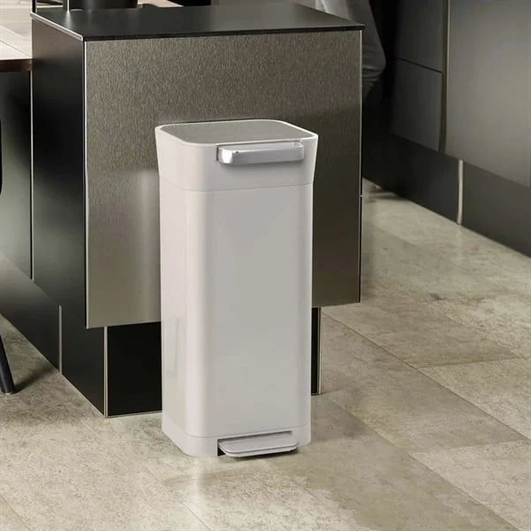 Thùng rác nén rác và khử mùi Joseph Joseph Titan Stone 20L 30039