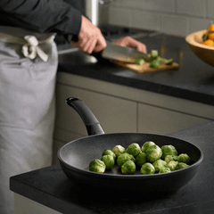 Chảo chống dính Fissler Adamant Classic 24cm kèm vung kính made in Germany