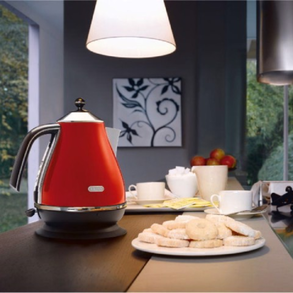 Ấm siêu tốc De'Longhi Icona Vintage 1,7L màu đỏ