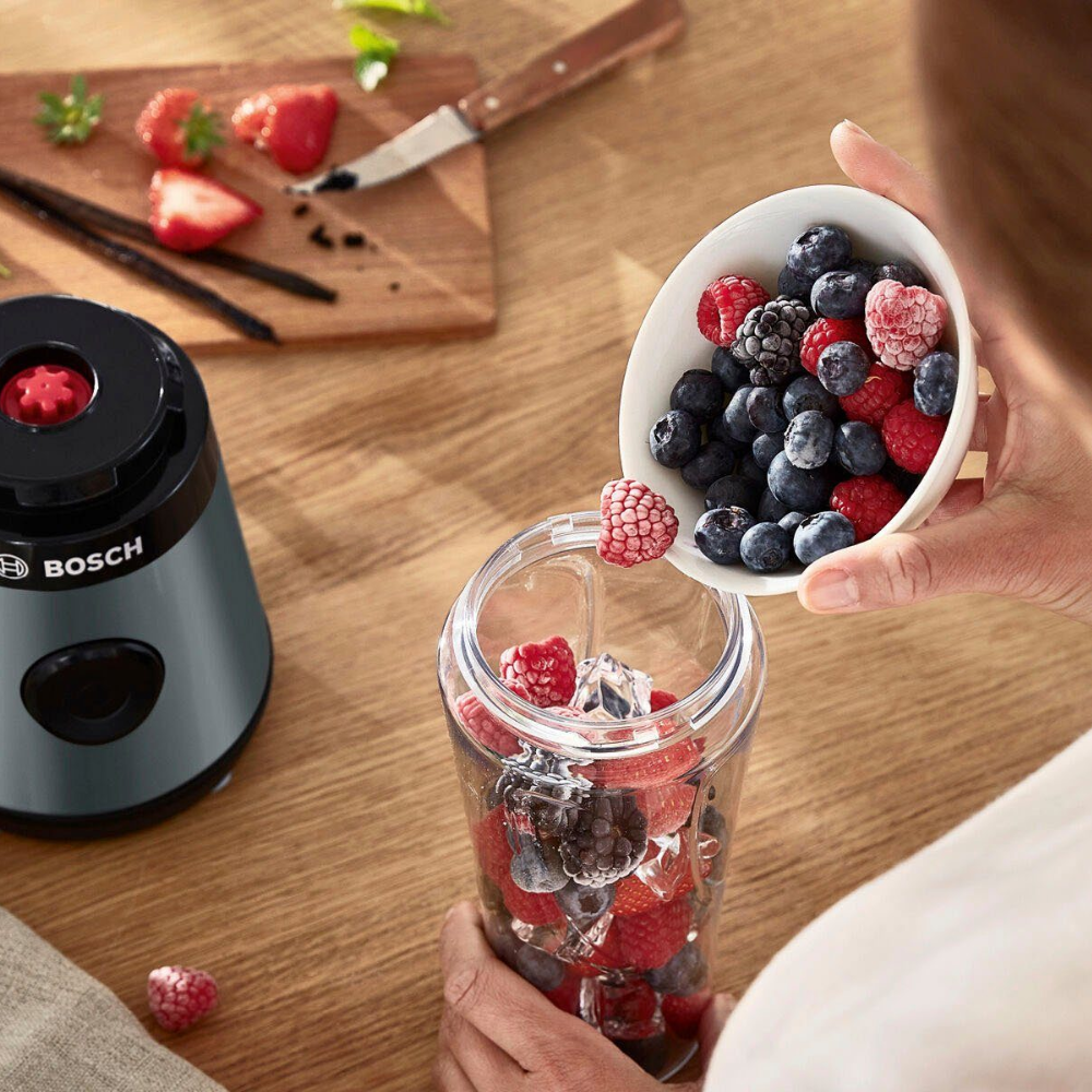 Máy xay sinh tố WMF Küchenminis Mix On The Go màu đen