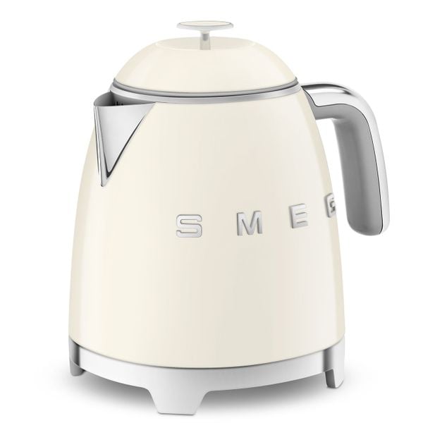 Ấm siêu tốc mini SMEG KLF05CREU 0,8L màu kem